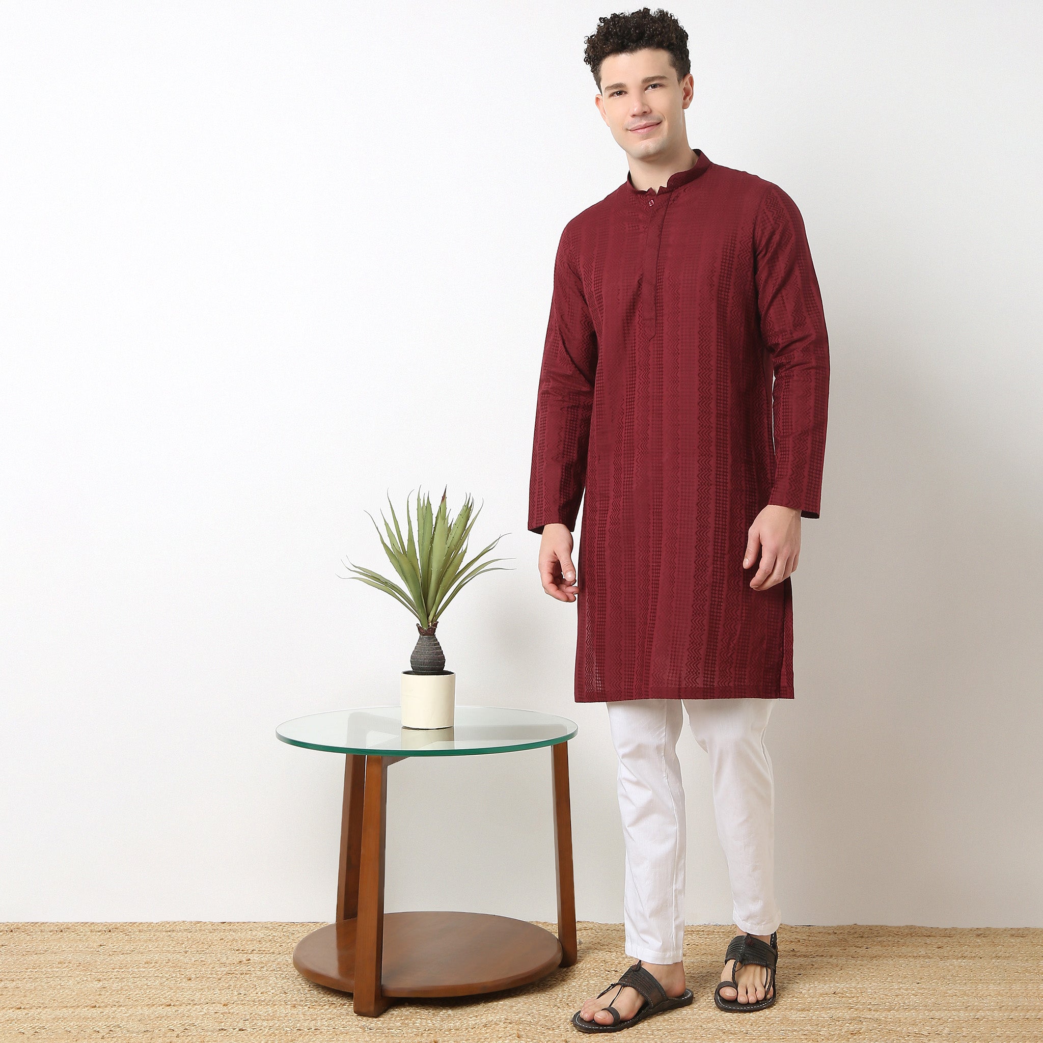 Straight Fit Lapet Long Kurta