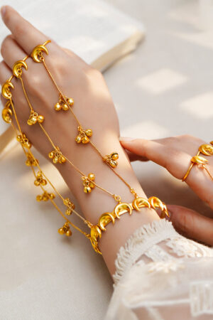 Golden Moonlight Haathphool Bracelet Set