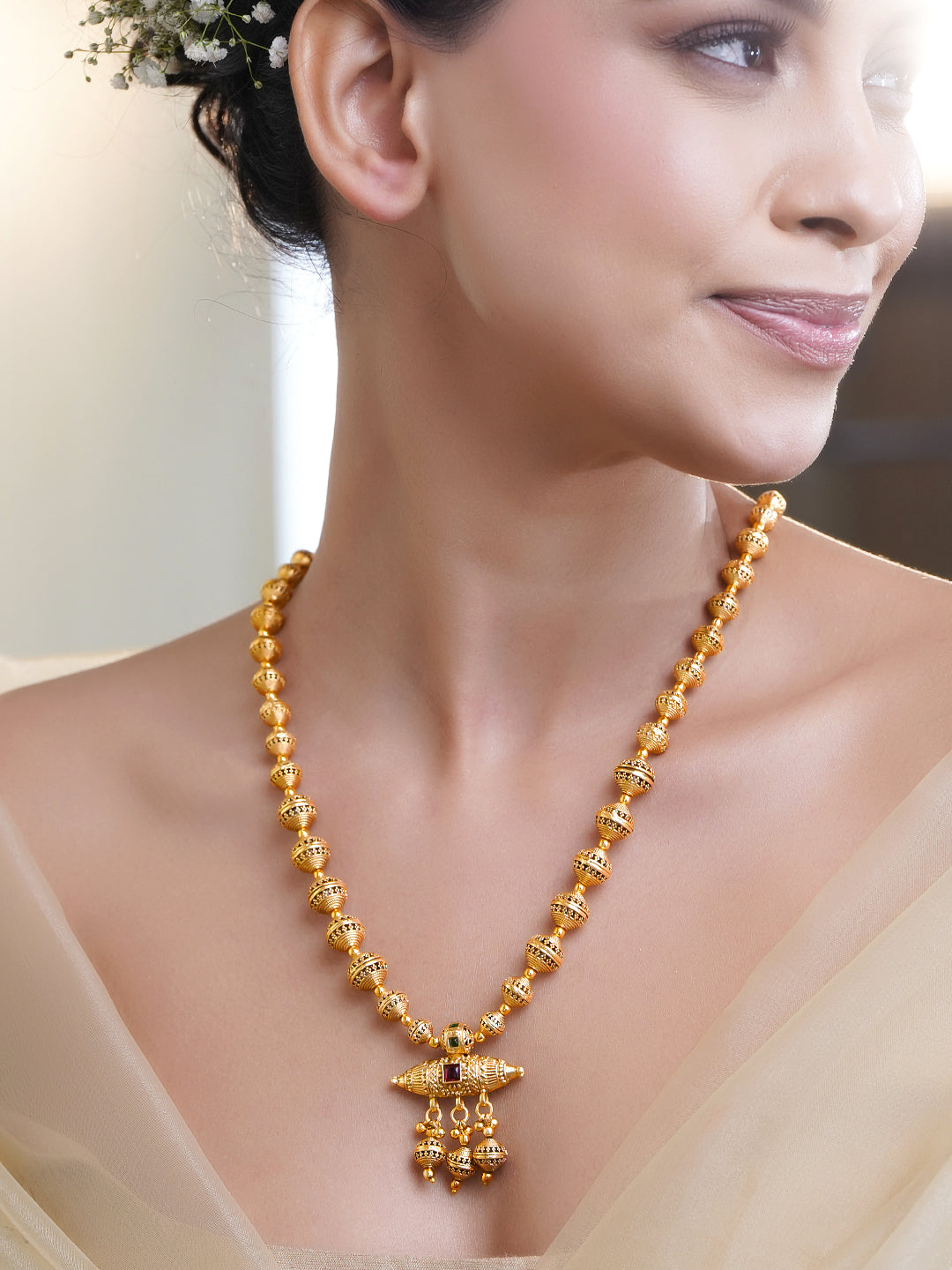 Black Pearll Women 18K Gold Plated Brass Beaded Necklace