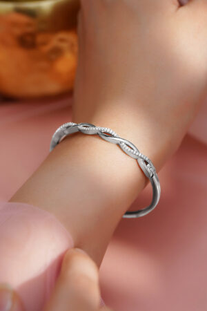 Infinity Twisted Sparkle Bracelet