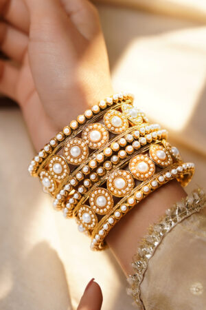 Wedding Glow Pearl Bangles Set