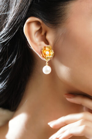 Gold Pearl Drop Earrings