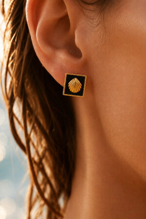 Demifine 18K Gold Plated Stainless steel Geometric Shell Stud Earrings