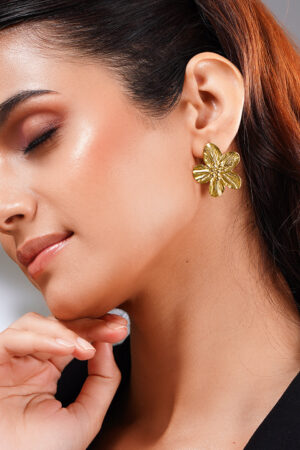 Demifine 18K Gold Plated Stainless steel Fresh Bloom Statement Stud Earrings