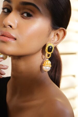 Midnight Pearls Drop Earrings