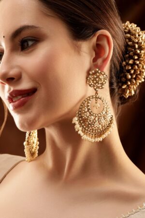 Classic Pearl Round Chandbali