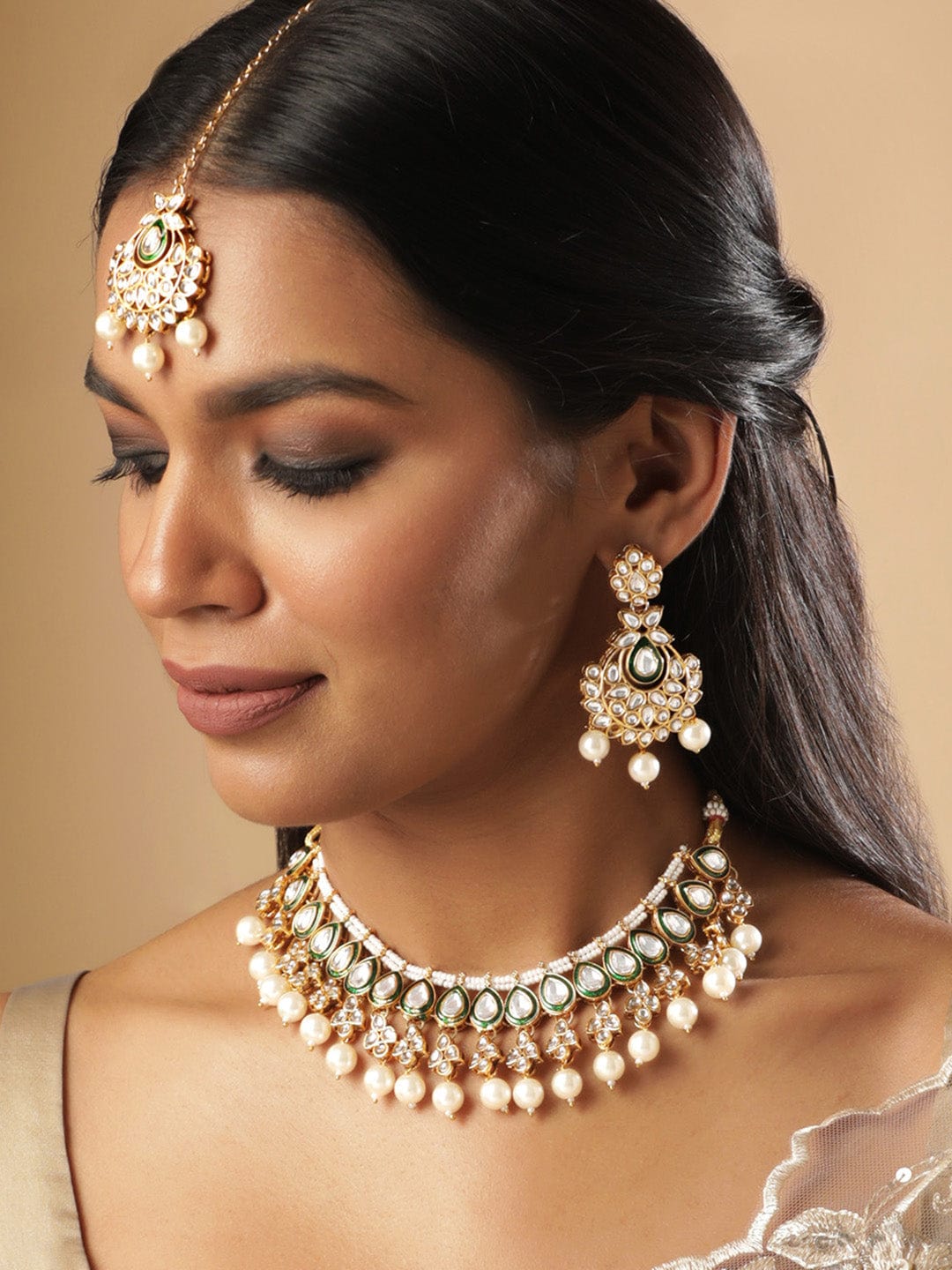 Kundan Festive Glow Necklace Set