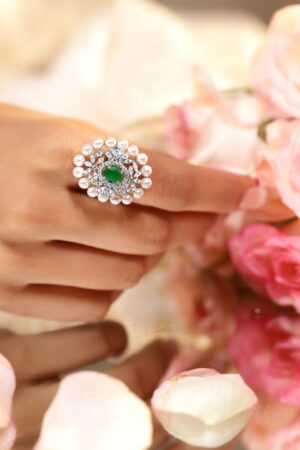 Green Aemrican Diamond Zirconia Pearl Ring